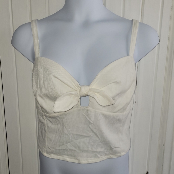 Forever 21+ Crop Top - Picture 1 of 4